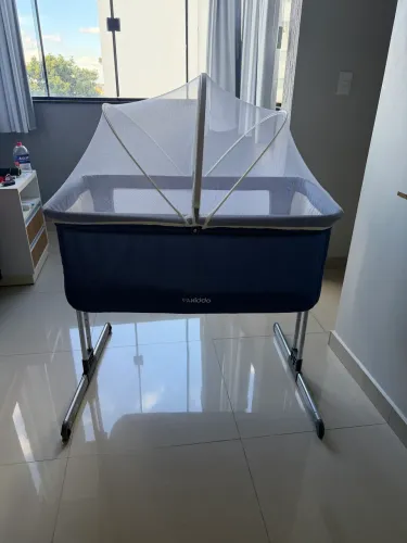 Berço cobed kiddo ajuste de altura e mosquiteiro