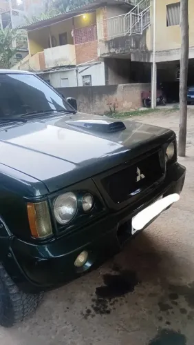 Mitsubishi L200 GLS 2.5 4X4 CD Diesel 2002