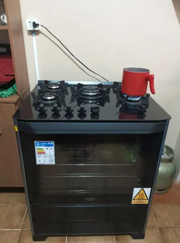 Fogão / Guarda roupa e outros