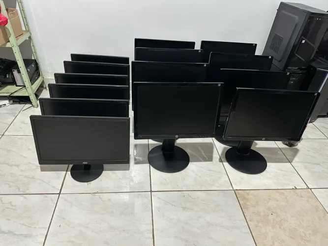 Monitor de 20 polegadas retrátil para sua empresa escritório cada 399,00 cada loja fisica