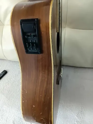Violão Elétrico