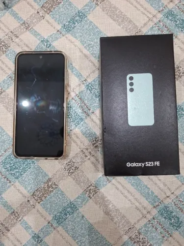 Samgung Galaxy S23 FE 