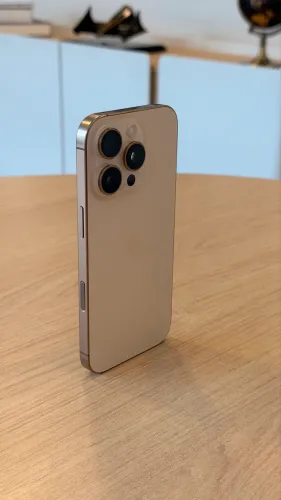 iPhone 16 pro 128gb Desert