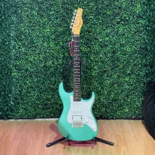 Guitarra Tagima Stratocaster 2s 1h TG-520 MSG