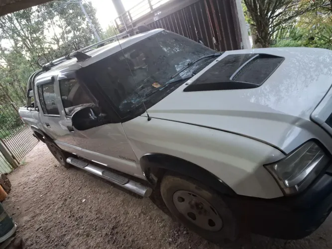 Chevrolet S10 P-up Colina 2.8 TDI 4x2/4x4 CD Dies. 2011