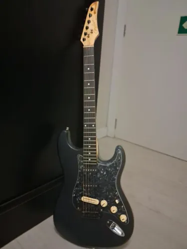 Guitarra Condor RX10
