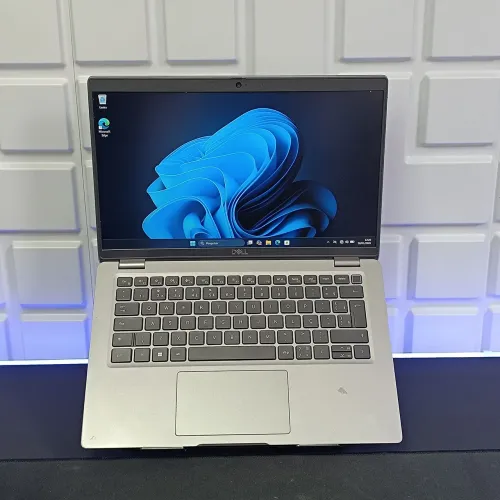 Notebook Dell - i5 11th Gen - SSD Nvmie - 8GB RAM - Tela 14" FHD LED - Ultrabook