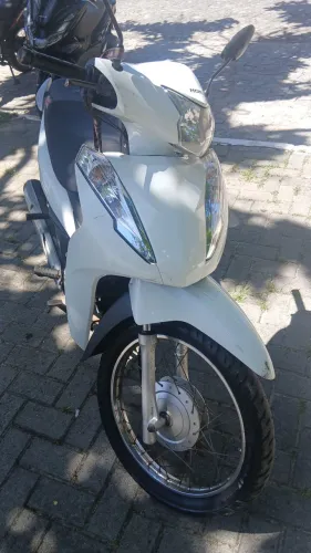 Moto totalmente conservada