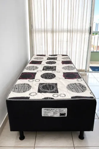 Base de cama box com espuma - Mais conforto e Praticidade, usando com ou sem colchão. Semi