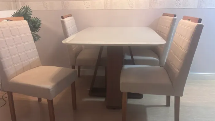Mesa madeira maciça bege