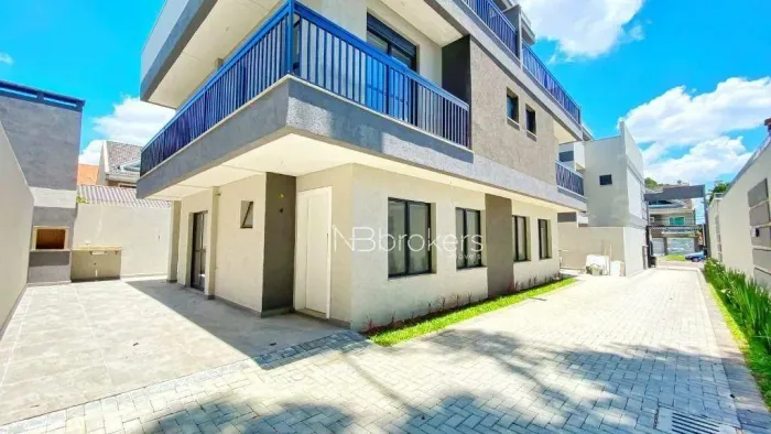 Casa com 3 dormitórios à venda, 144 m² por R$ 845.000,00 - Boqueirão - Curitiba/PR