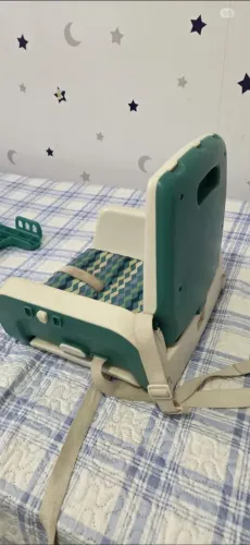 Cadeirinha de alimentação 