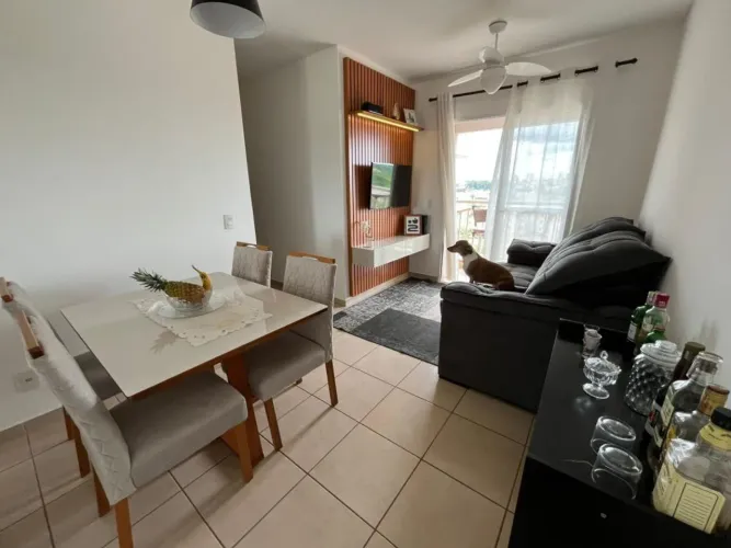 Apto com moveis planejados no Cond Ibiza | É aqui na Imobiliária Rosa e Rangel