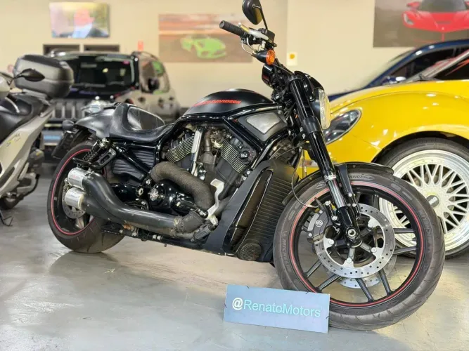 V-ROD SPECIAL PRETA 2012/2013