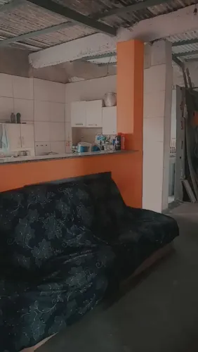 Vende - se ou troca por outra casa