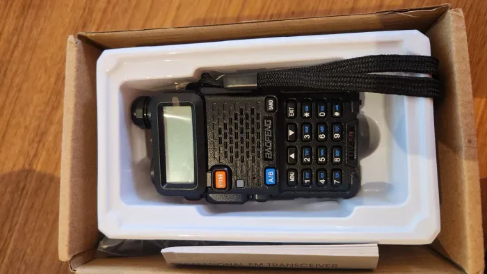 Rádio baofeng walk talkie