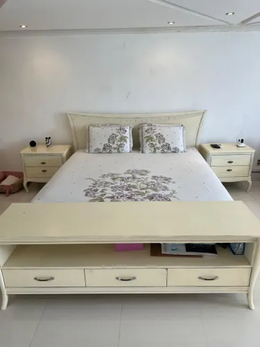 Lindo móveis de quarto em madeira maciça 