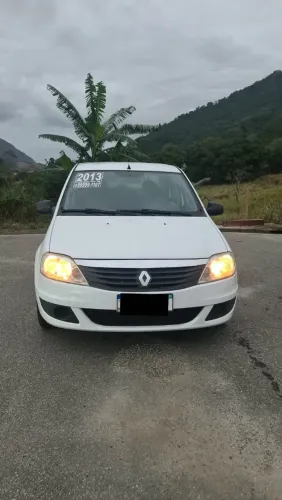 Renault Logan Expression Hi-flex 1.6 8V 4P 2013