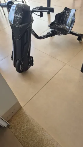 Carrinho eletrônico de drifit
