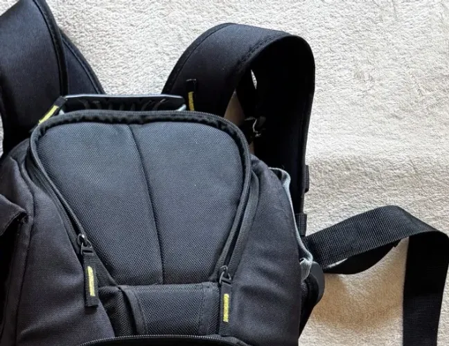 Mochila fotográfica para câmera e lentes