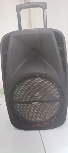 Caixa de som semi nova