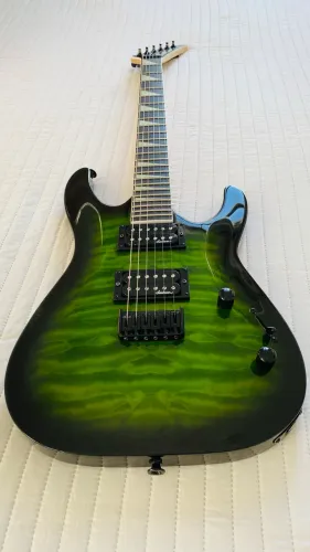 Guitarra Jackson JS32Q