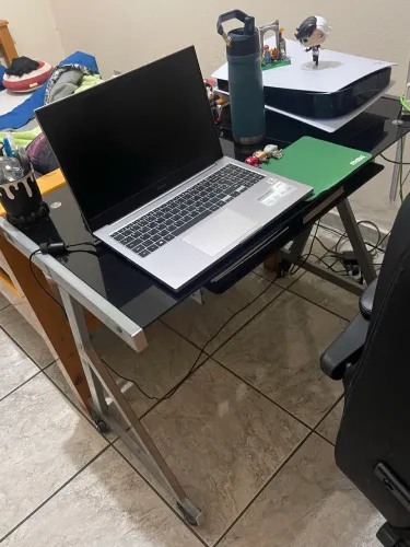 Mesas de vidro para computador R$150 cada mesa