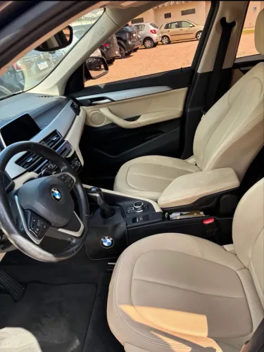 BMW X1 Sdrive 20I X-line 2.0 TB Active Flex 2018