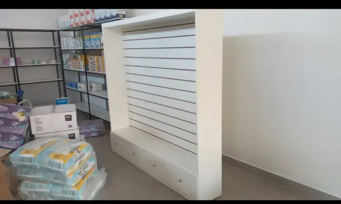 EXPOSITOR CM 4 GAVETAS MDF NOVO