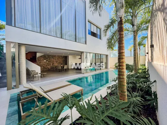 Casa com 3 quartos para alugar, 295 m² por R$ 13.500/mês - Residencial Tamboré - Bauru/SP