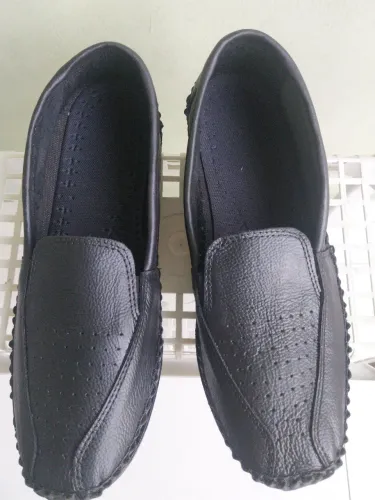 Sapato de Couro novo n.42 . Nunca usado. No valor R$ 60.
