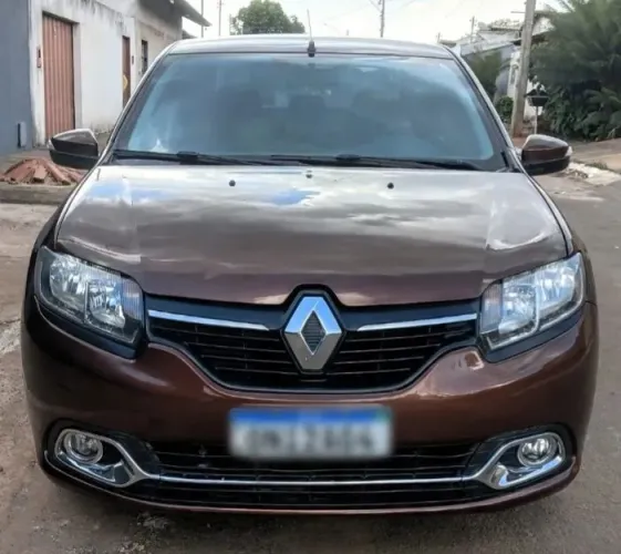 Renault Logan Dynamique Hi-flex 1.6 8V 4P 2015