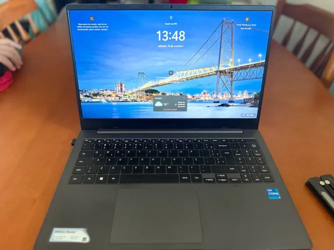 Notebook Samsung Galaxy Book2 + Suporte p/ notebook