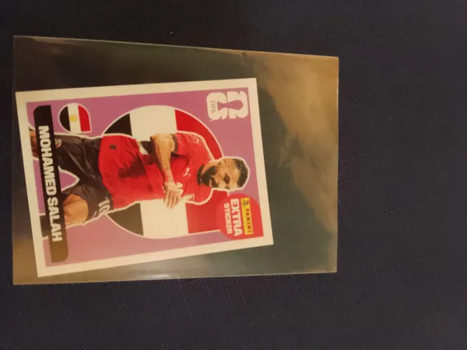 Figurinha extra sticker legend do Mohamed Salah regular