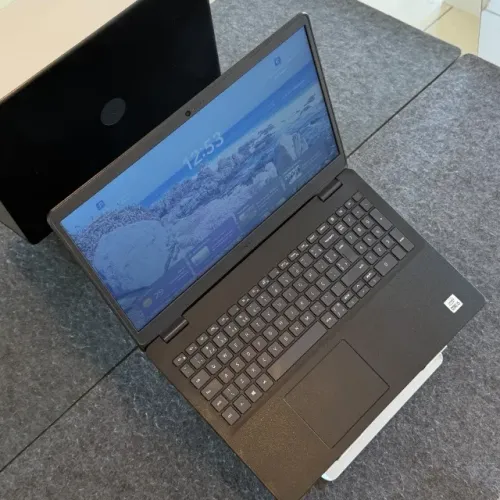 Notebook DELL, i5 de 10ª geração, 8gb de RAM, 256gb de SSD, tela de 15.6
