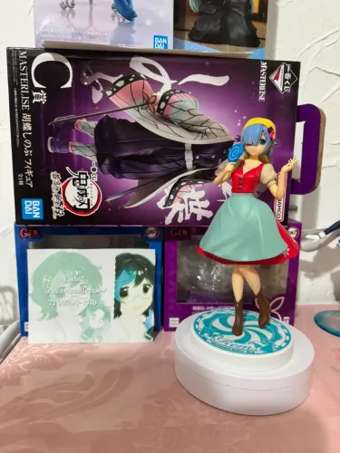 Rem Sweet House figure