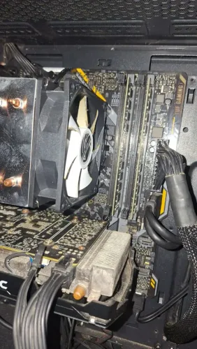Intel Core i5 8ª Geração + Air Cooler Funcionando Perfeitamente