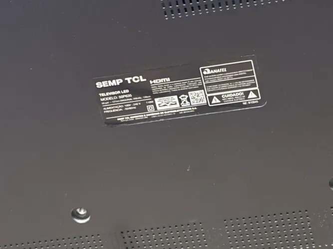 Tv TCL 50 polegadas com tela quebrada