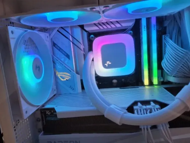 Kit B760-G Asus Rog Strix + i7-14700F + 32GB XPG RGB