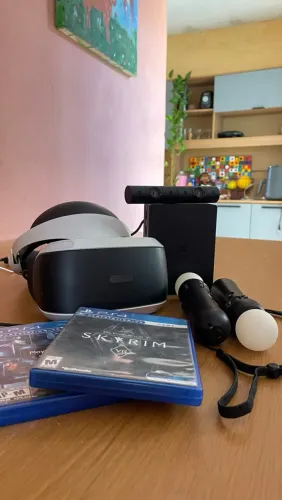 PlayStation VR PS4 + câmera + 2 PS Move + Skyrim VR