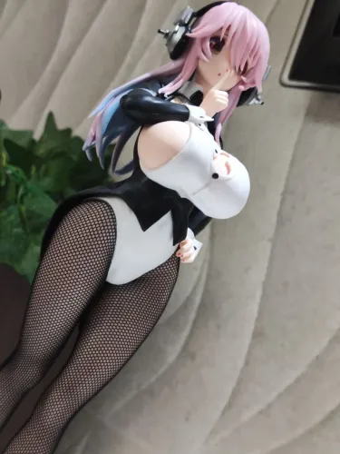 Action Figure Super Sonico - 1/7 30 cm - BiCute Bunnies (Tailcoat Ver.) - FuRyu
