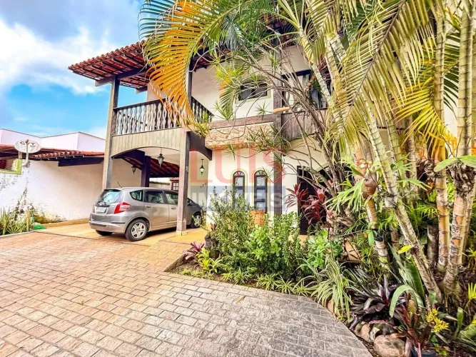 Casa com 4 dormitórios à venda, 217 m² por R$ 930.000,00 - Itaipu - Niterói/RJ