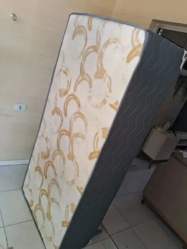 Cama box de solteiro
