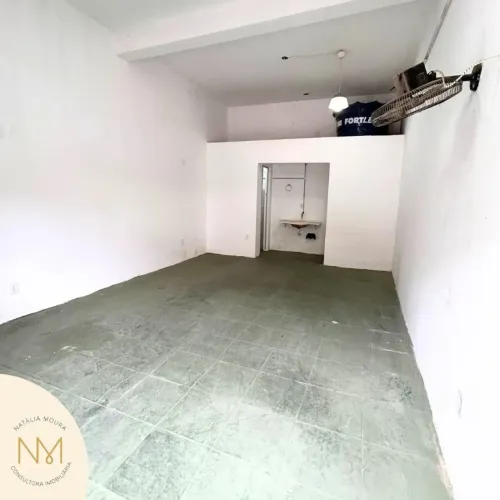 Alugo loja com 32 m2 - Nova Cidade - São Gonçalo - RJ
