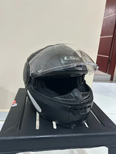 Vendo Capacete original LS2 scope