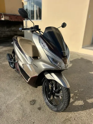 PCX Deluxe ABS