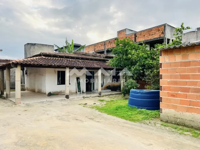 Casa para Venda em Eunápolis, Dinah Borges, 4 dormitórios, 1 suíte, 3 banheiros, 3 vagas