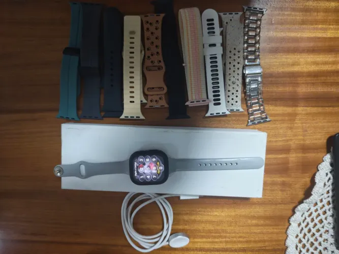 Apple Watch S10 42mm + Carregador trio Iplace