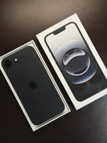 iPhone 16E Impecável