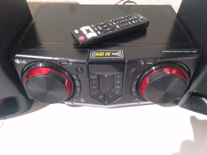 Vendo esse som LG 440 watts rms 